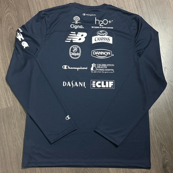 Walt Disney World 1/2 Marathon Longsleeve - Picture 6 of 6